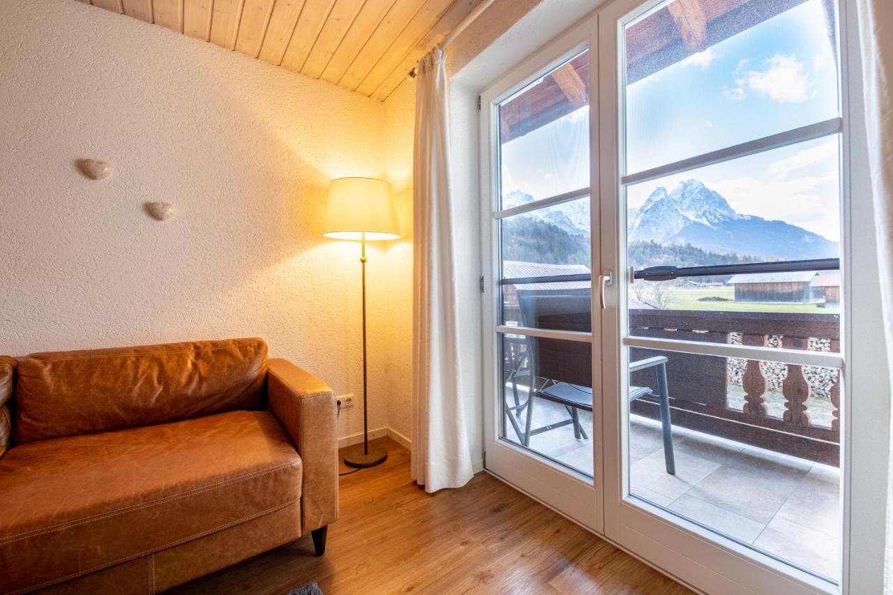 Kloana Waxlstoa Apartment Garmisch-Partenkirchen Ngoại thất bức ảnh